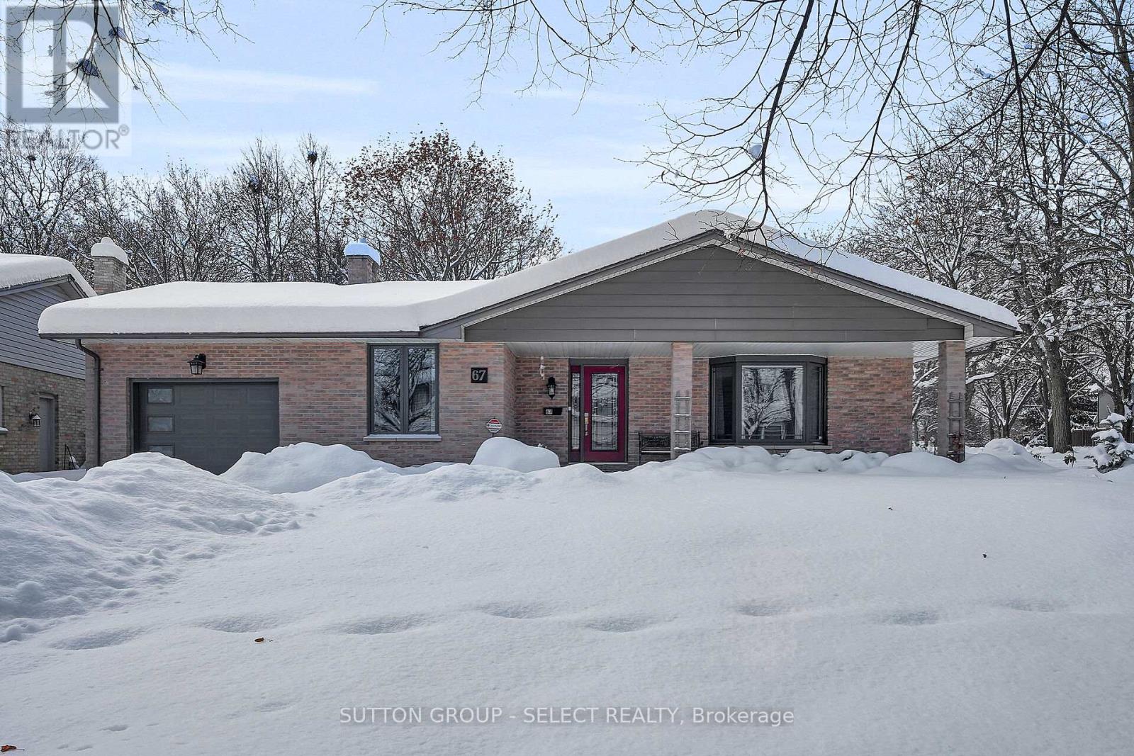 67 FARMINGTON CRESCENT, London South, Ontario