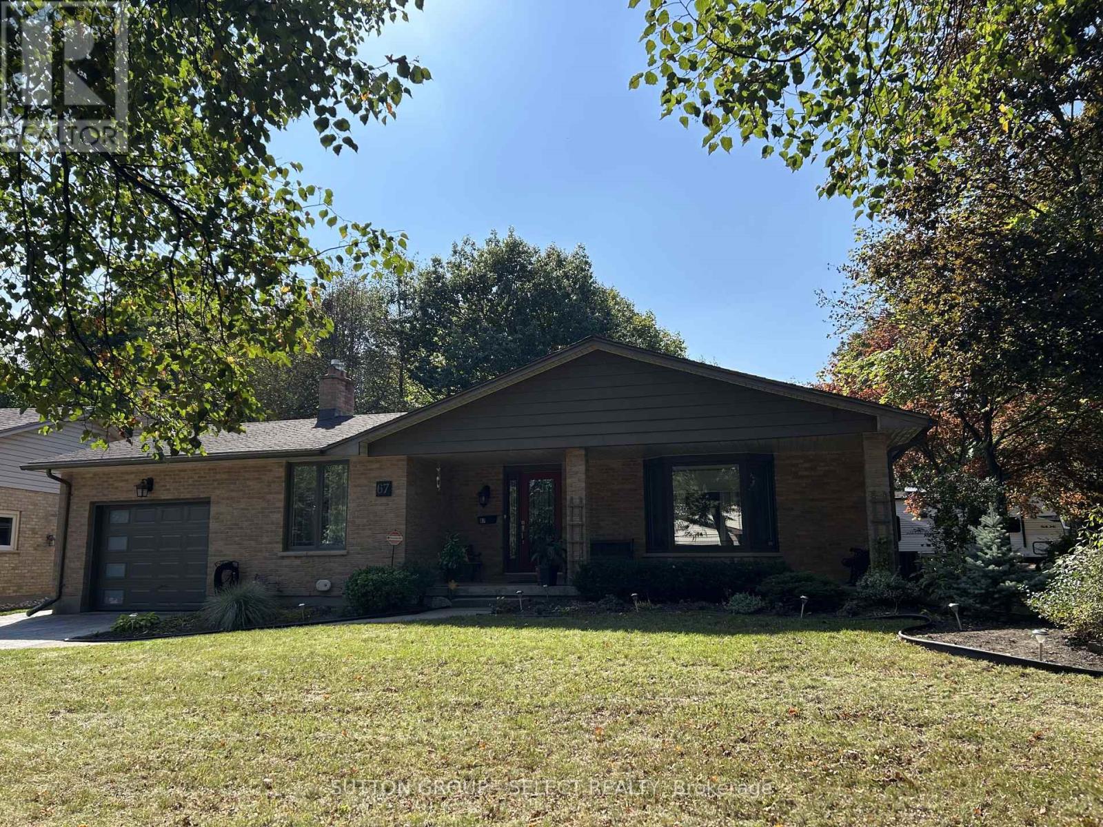 67 Farmington Crescent, London South, Ontario  N6K 3J2 - Photo 45 - X12665216