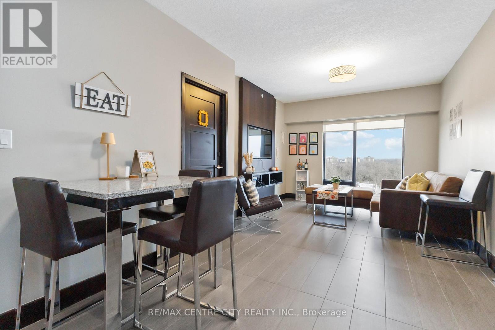 1218 - 1235 Richmond Street, London East (East B), Ontario  N6A 0C1 - Photo 8 - X12665266