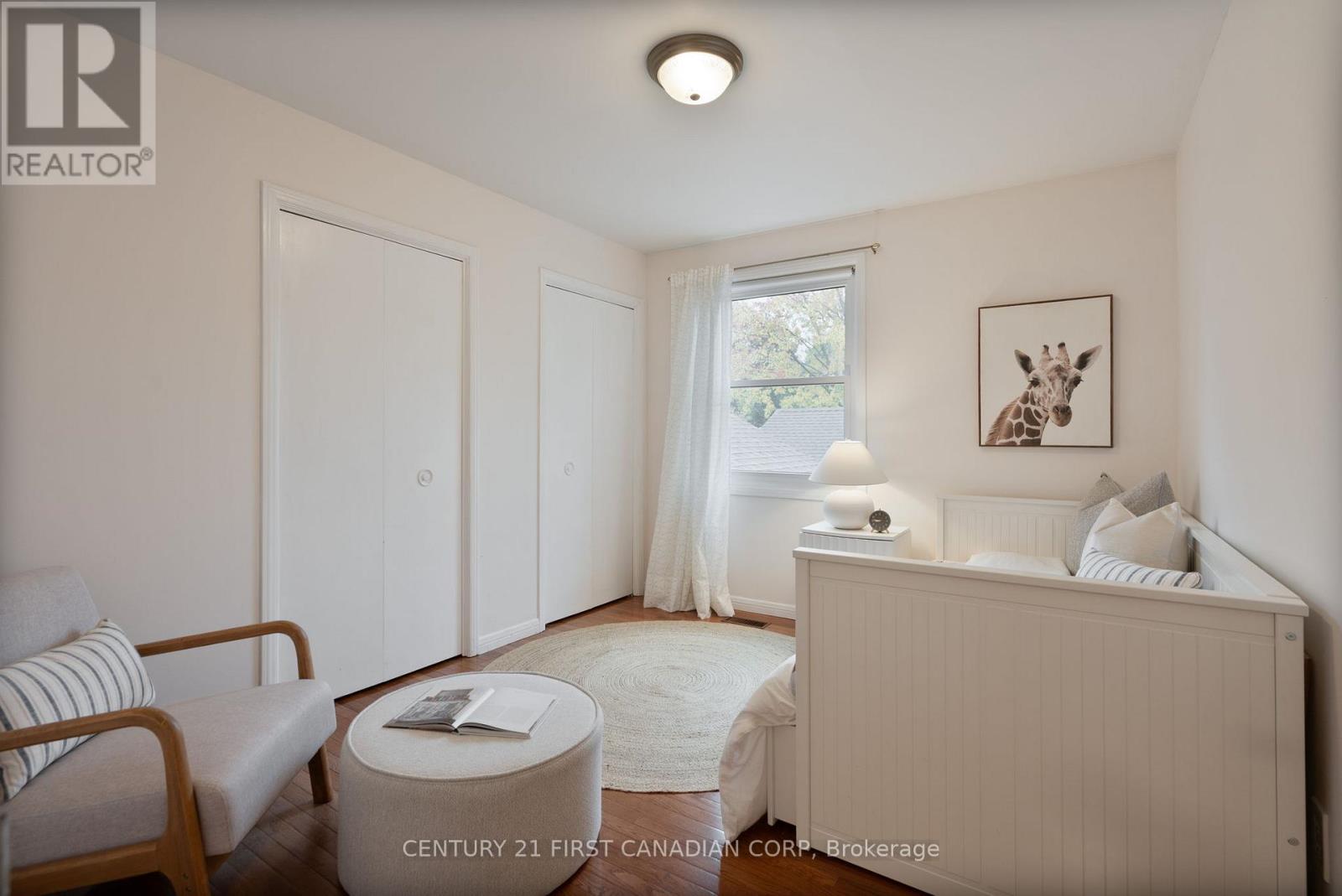 90 Meridene Crescent W, London North, Ontario  N5X 1G2 - Photo 28 - X12665292