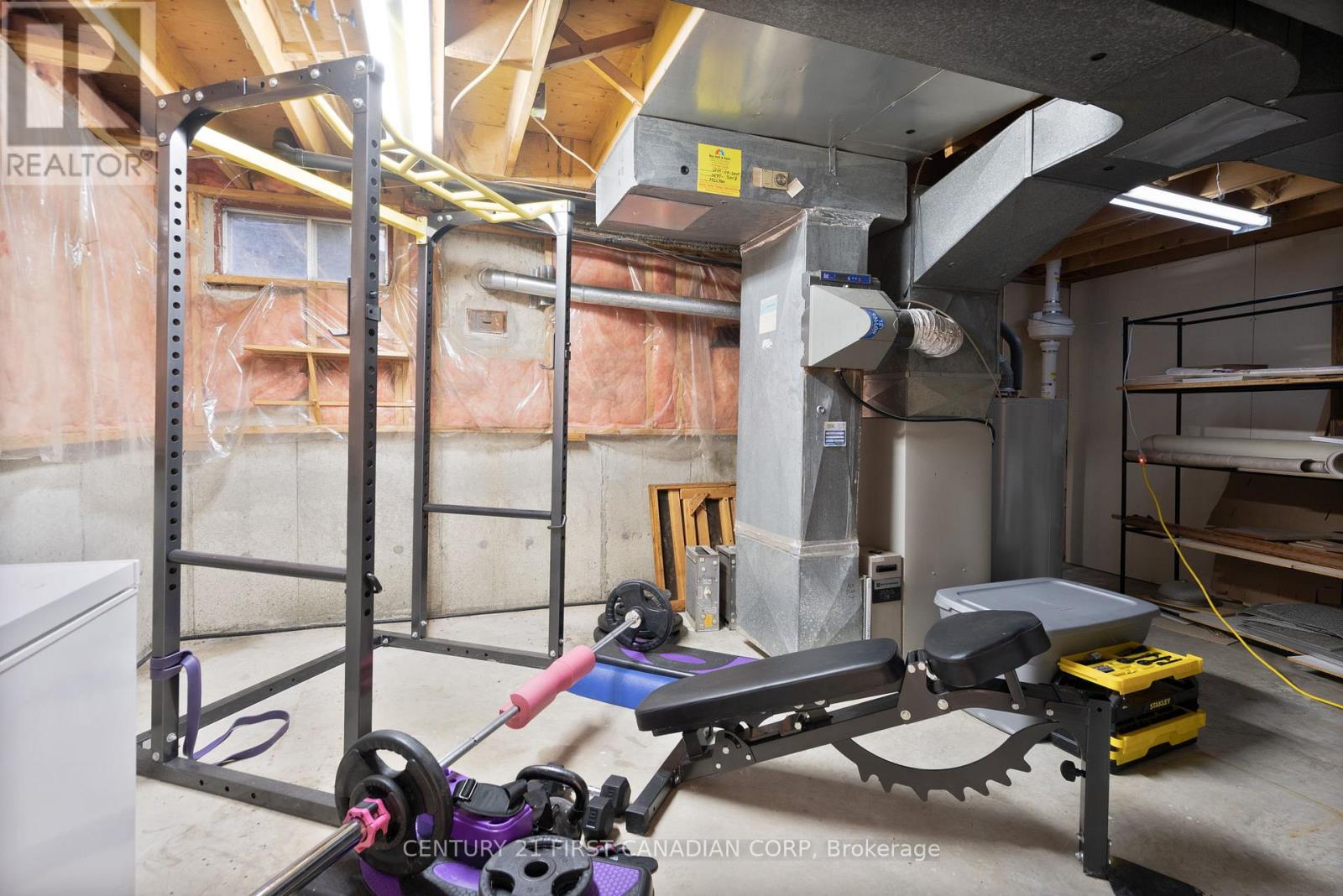 90 Meridene Crescent W, London North, Ontario  N5X 1G2 - Photo 39 - X12665292