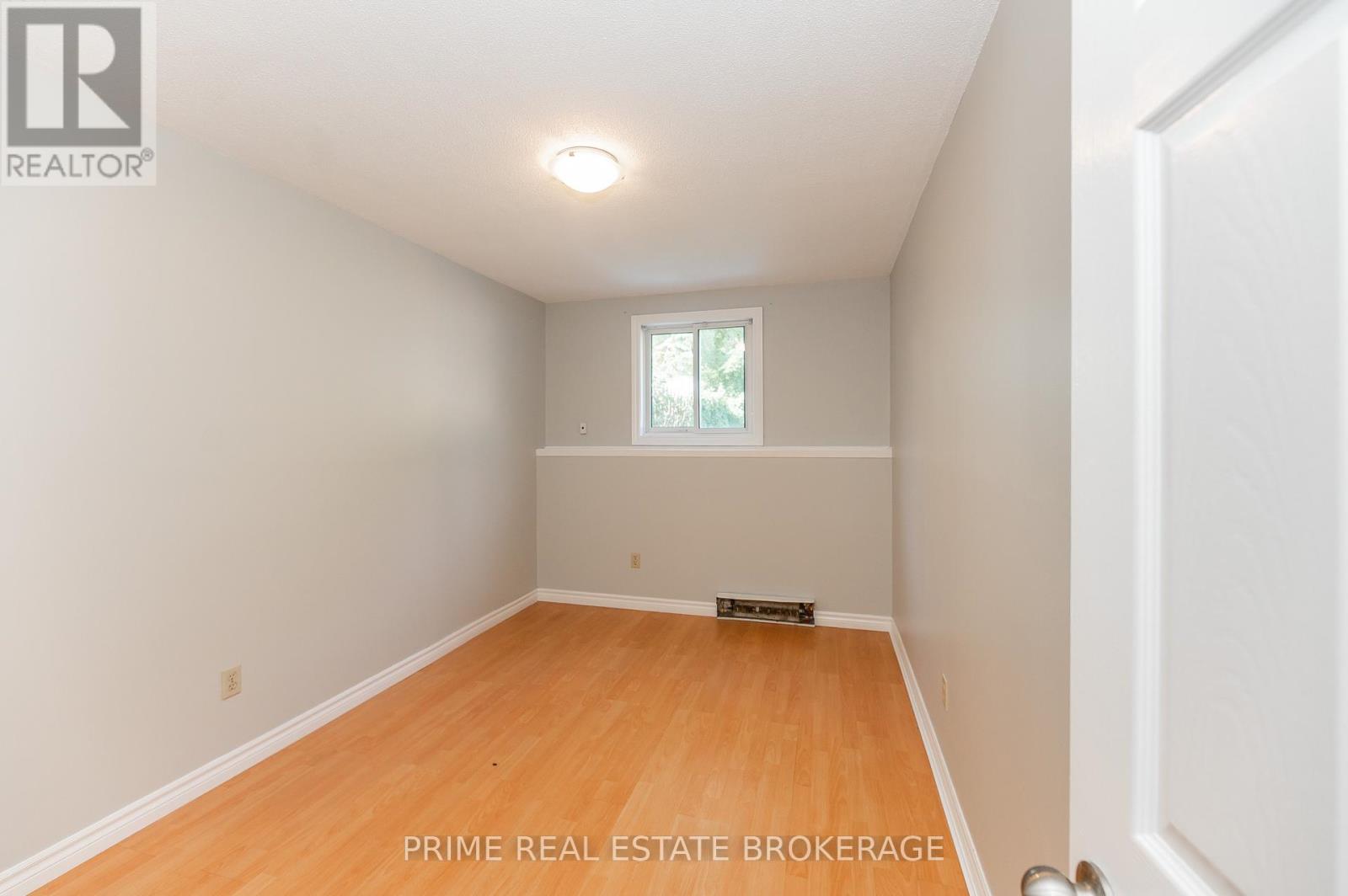 219 Emerson Avenue, London South (South H), Ontario  N5Z 3L5 - Photo 26 - X12665306