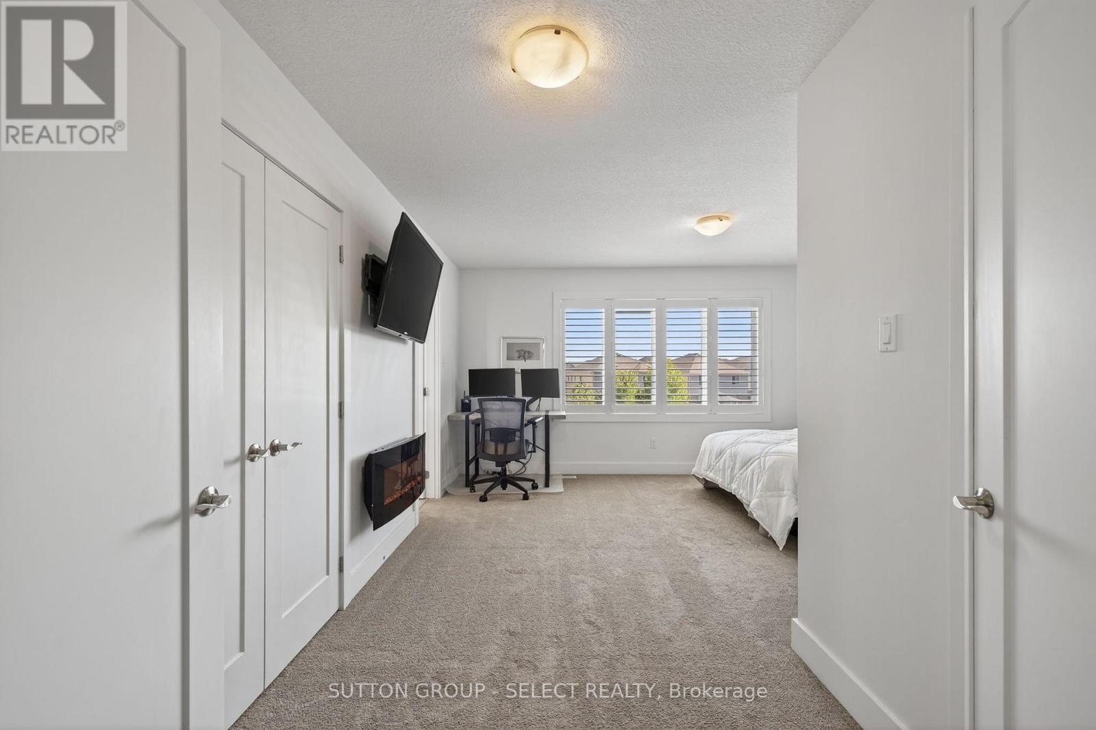 1879 Couldridge Way, London North (North S), Ontario  N6G 5B4 - Photo 21 - X12665310