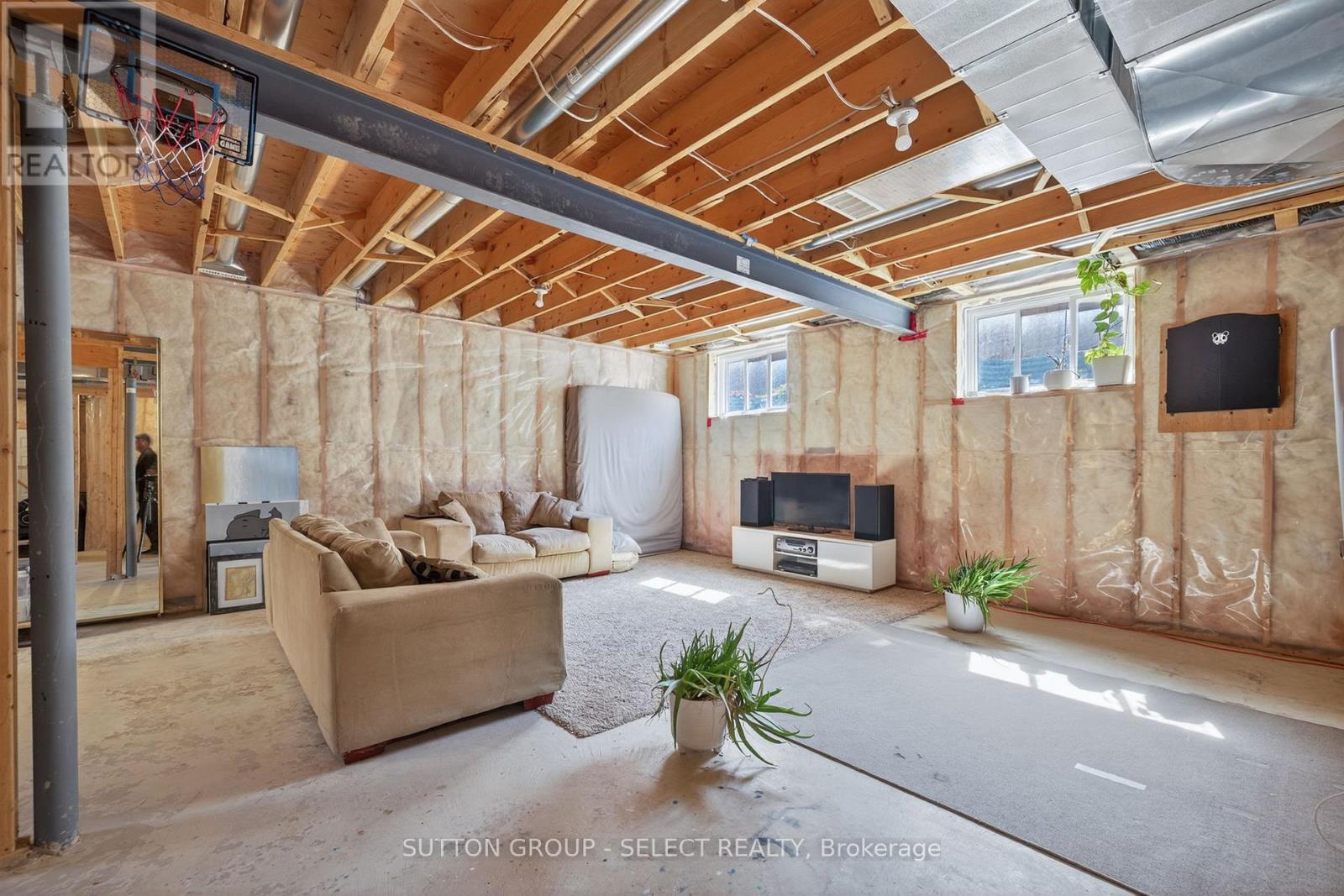 1879 Couldridge Way, London North (North S), Ontario  N6G 5B4 - Photo 32 - X12665310