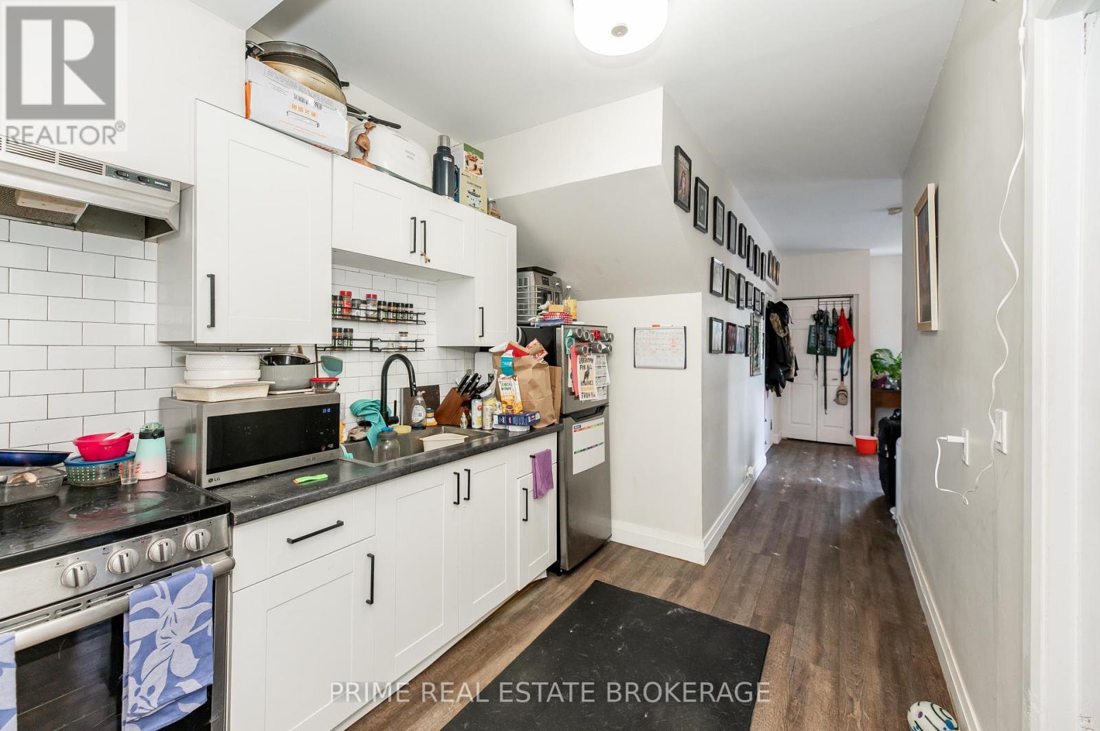 376 Burwell Street, London East (East G), Ontario  N6B 2W2 - Photo 11 - X12665316