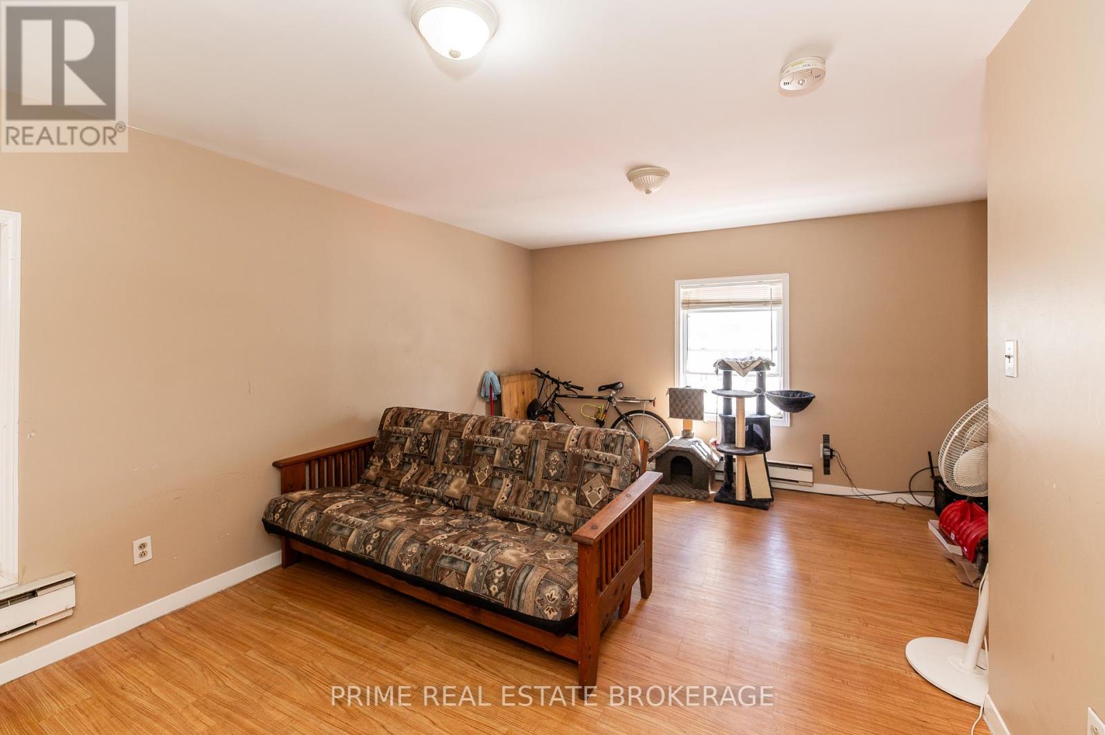 376 Burwell Street, London East (East G), Ontario  N6B 2W2 - Photo 19 - X12665316