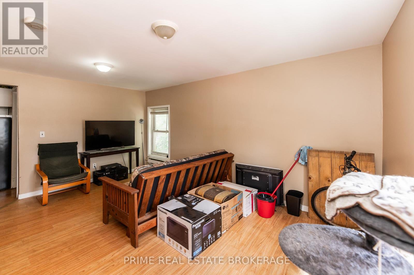 376 Burwell Street, London East (East G), Ontario  N6B 2W2 - Photo 20 - X12665316