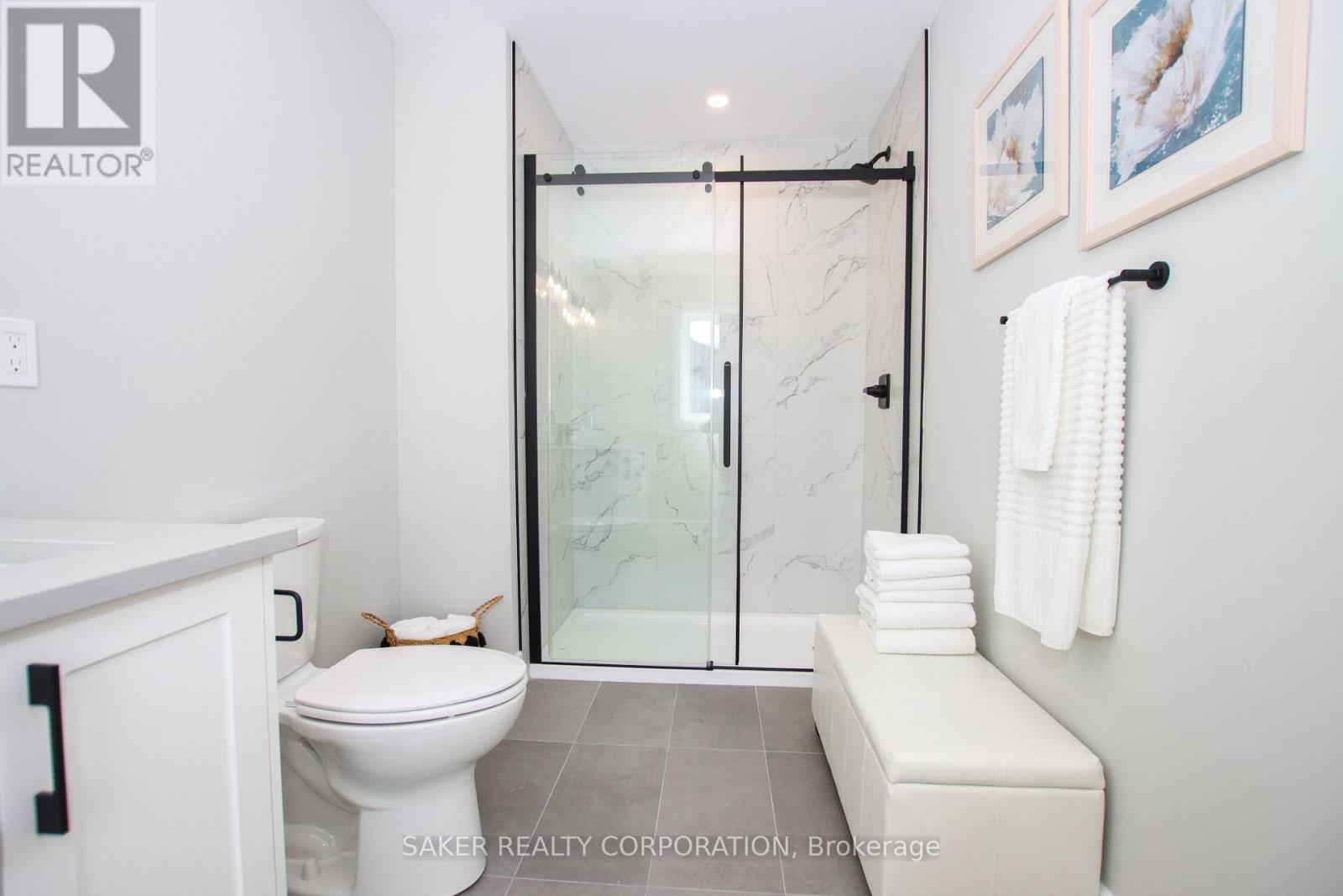 581 Regent Street, Strathroy-Caradoc (Mount Brydges), Ontario  N0L 1W0 - Photo 23 - X12665326