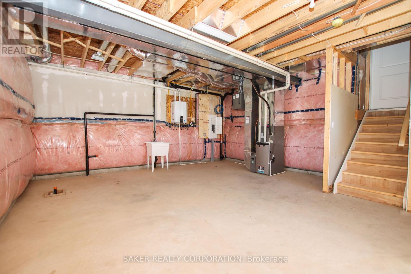 581 Regent Street, Strathroy-Caradoc (Mount Brydges), Ontario  N0L 1W0 - Photo 28 - X12665326