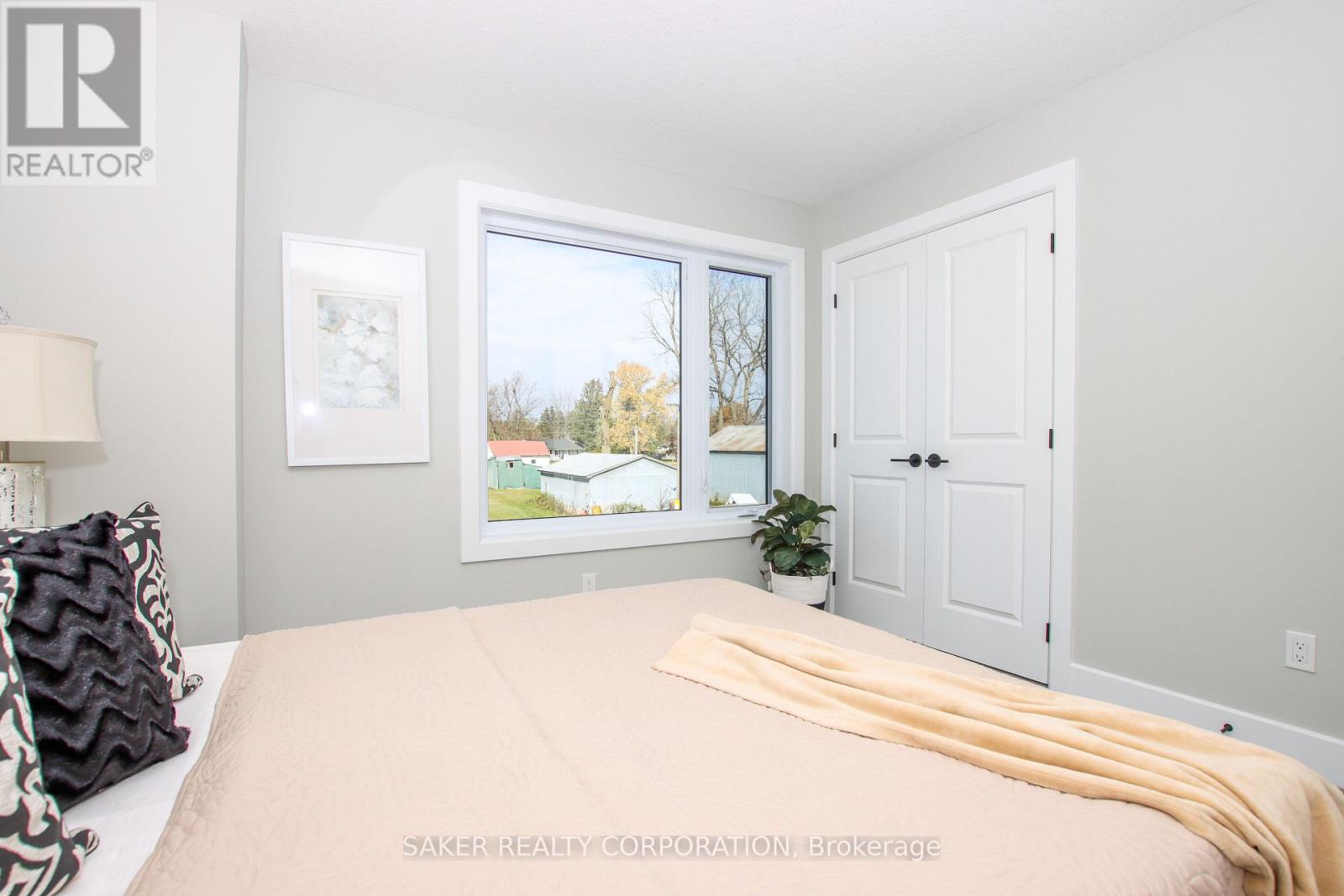 577 Regent Street, Strathroy-Caradoc (Mount Brydges), Ontario  N0L 1W0 - Photo 16 - X12665328