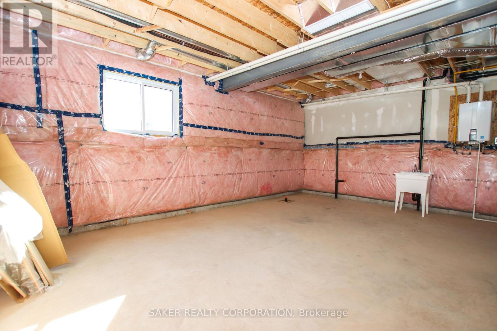 577 Regent Street, Strathroy-Caradoc (Mount Brydges), Ontario  N0L 1W0 - Photo 27 - X12665328