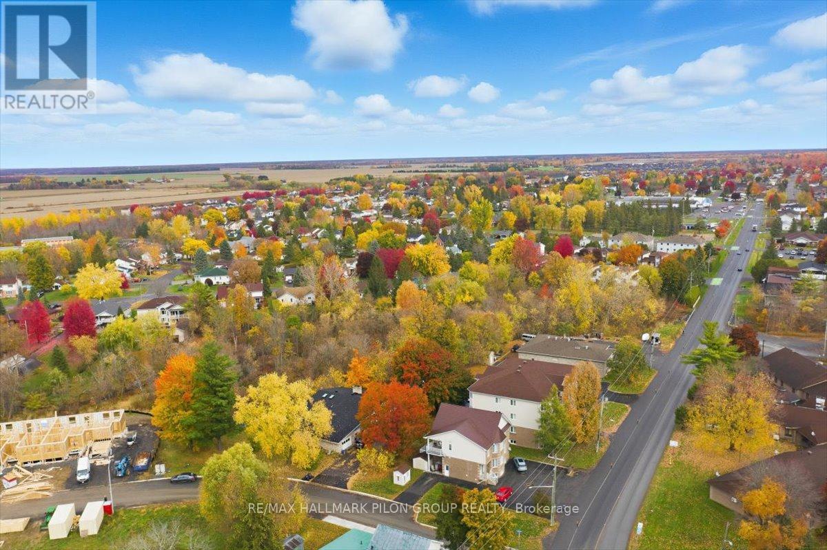 100 - 902 Notre Dame Street, Russell, Ontario K0A 1W0 - Photo 16 - X12665240