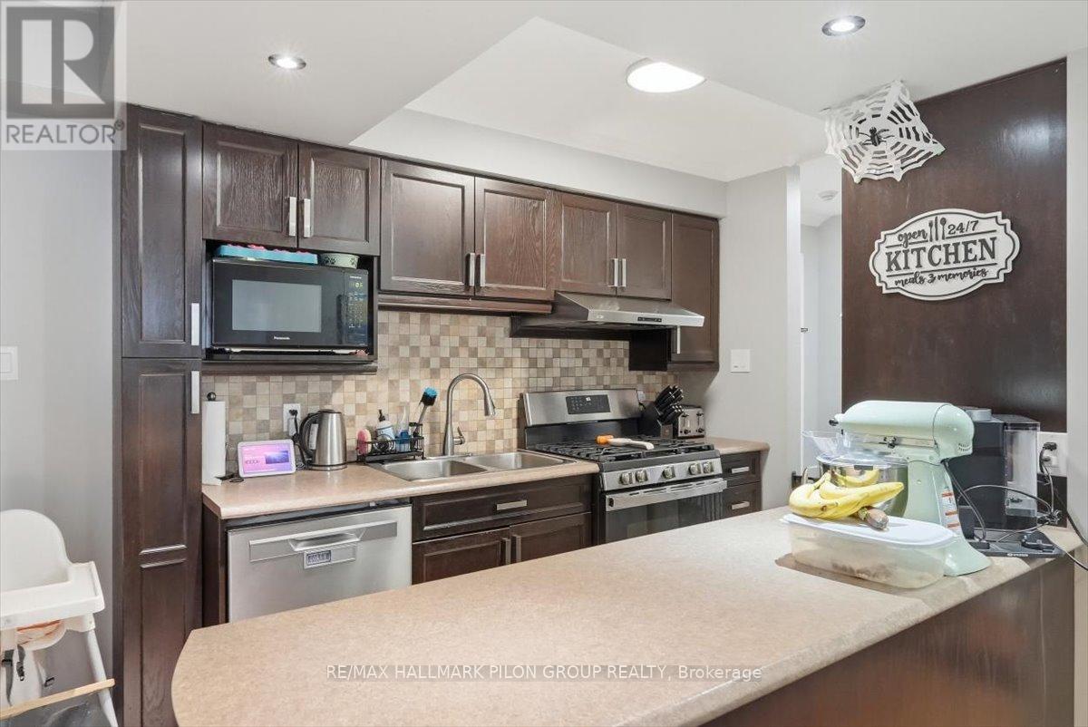 100 - 902 Notre Dame Street, Russell, Ontario K0A 1W0 - Photo 4 - X12665240