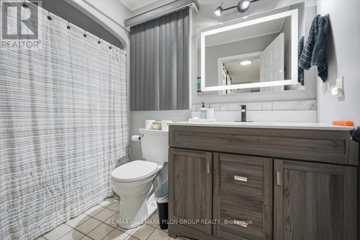 100 - 902 Notre Dame Street, Russell, Ontario K0A 1W0 - Photo 8 - X12665240