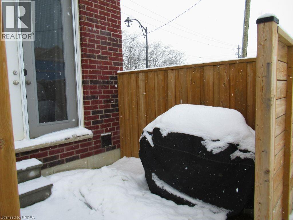 677 Park Road N Unit# 18, Brantford, Ontario  N3R 0C2 - Photo 16 - 40795897