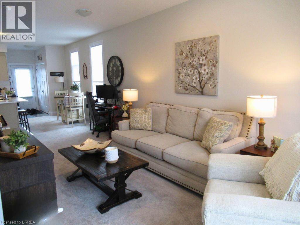 677 Park Road N Unit# 18, Brantford, Ontario  N3R 0C2 - Photo 9 - 40795897