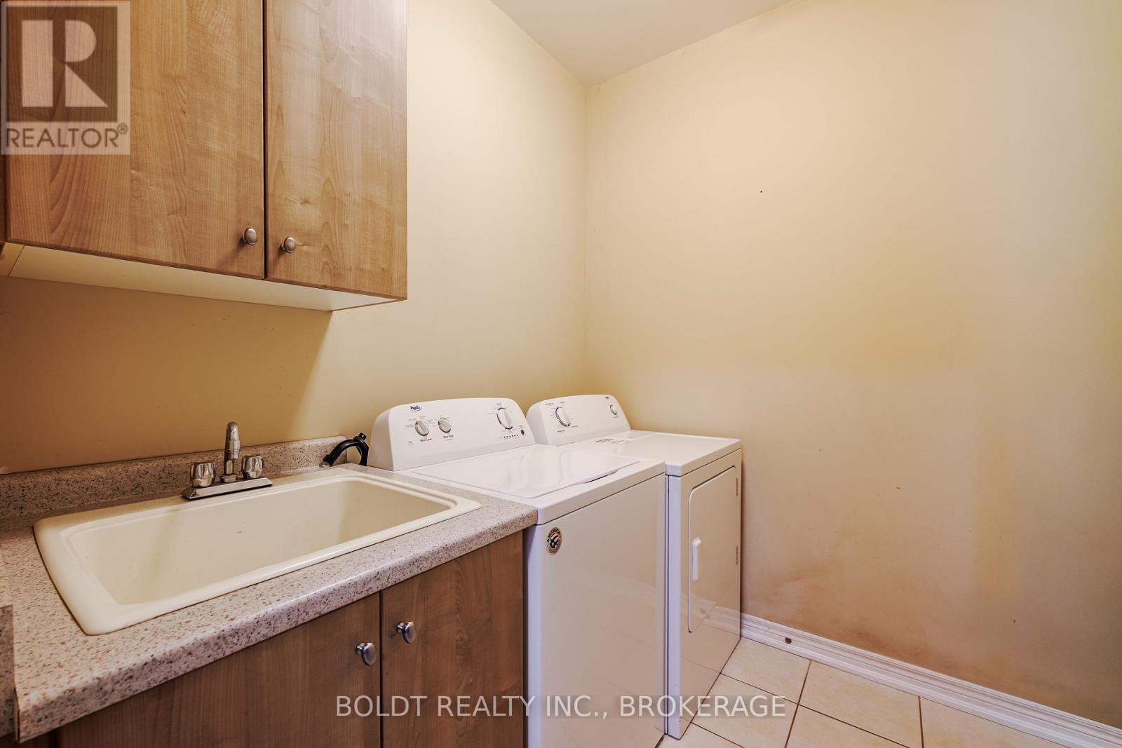 58 Videl Crescent N, St. Catharines, Ontario  L2W 0A3 - Photo 11 - X12665246