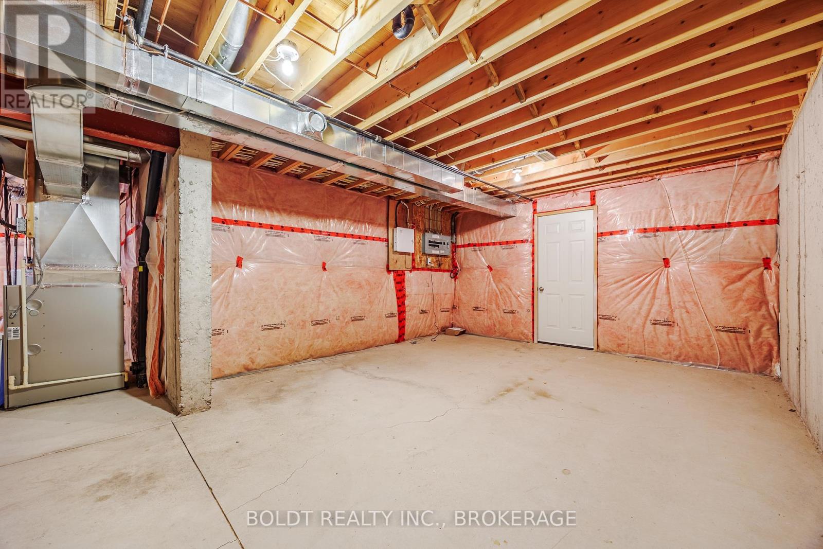 58 Videl Crescent N, St. Catharines, Ontario  L2W 0A3 - Photo 19 - X12665246