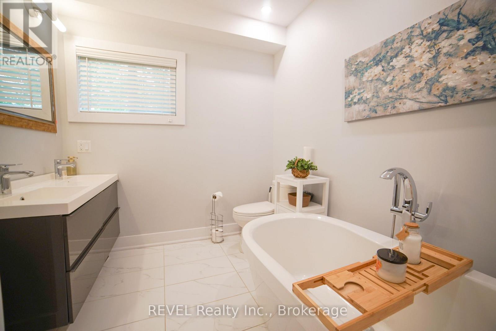 50 Pelham Road, St. Catharines, Ontario  L2S 1R4 - Photo 15 - X12665284