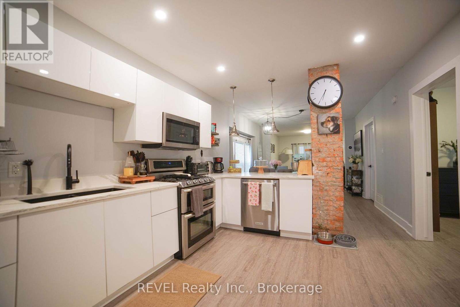 50 Pelham Road, St. Catharines, Ontario  L2S 1R4 - Photo 9 - X12665284