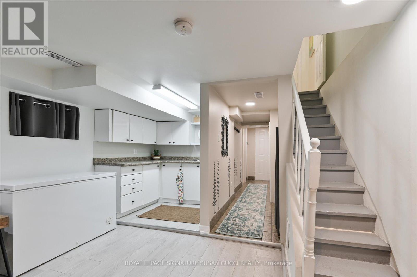 186 Gledhill Avenue, Toronto, Ontario  M4C 5L1 - Photo 20 - E12661876