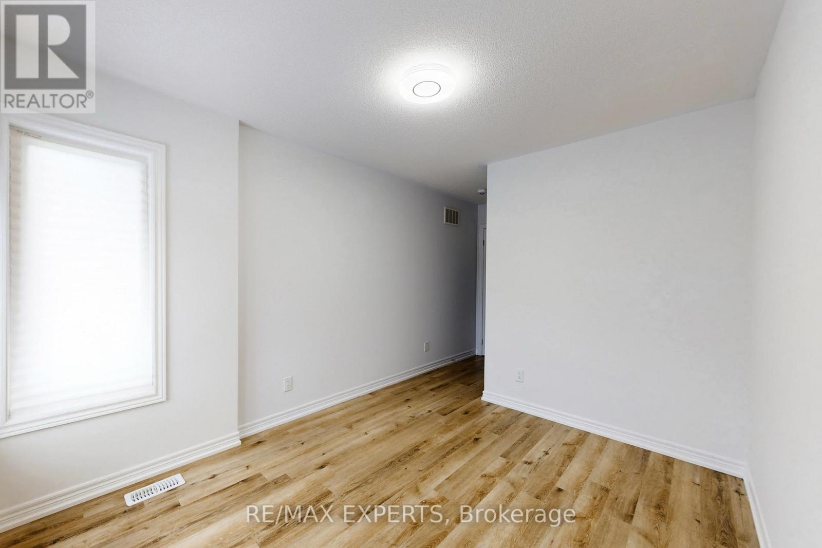 69 Seedling Crescent, Whitchurch-Stouffville, Ontario  L4A 4V5 - Photo 35 - N12661198