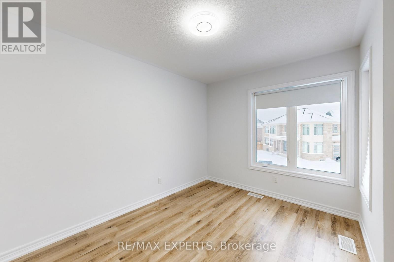 69 Seedling Crescent, Whitchurch-Stouffville, Ontario  L4A 4V5 - Photo 32 - N12661198