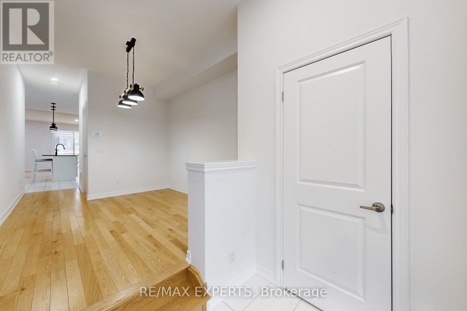 69 Seedling Crescent, Whitchurch-Stouffville, Ontario  L4A 4V5 - Photo 22 - N12661198