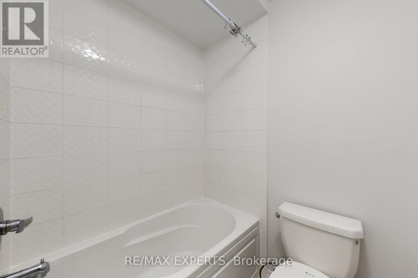 69 Seedling Crescent, Whitchurch-Stouffville, Ontario  L4A 4V5 - Photo 41 - N12661198