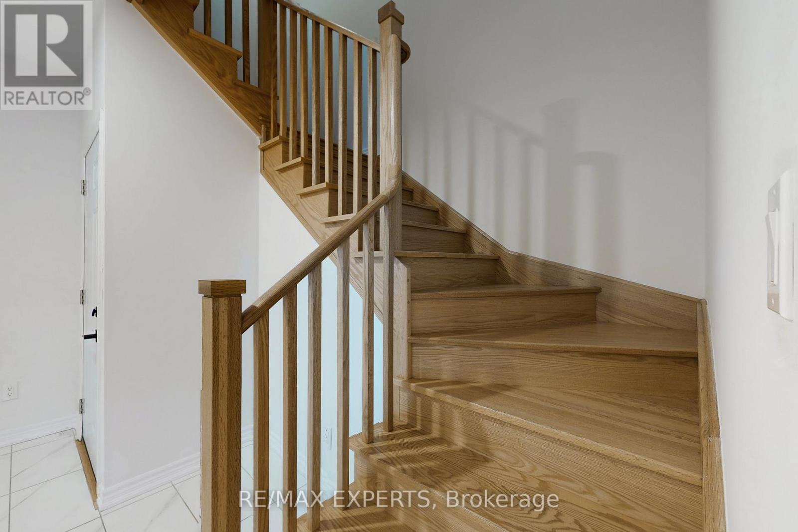 69 Seedling Crescent, Whitchurch-Stouffville, Ontario  L4A 4V5 - Photo 24 - N12661198