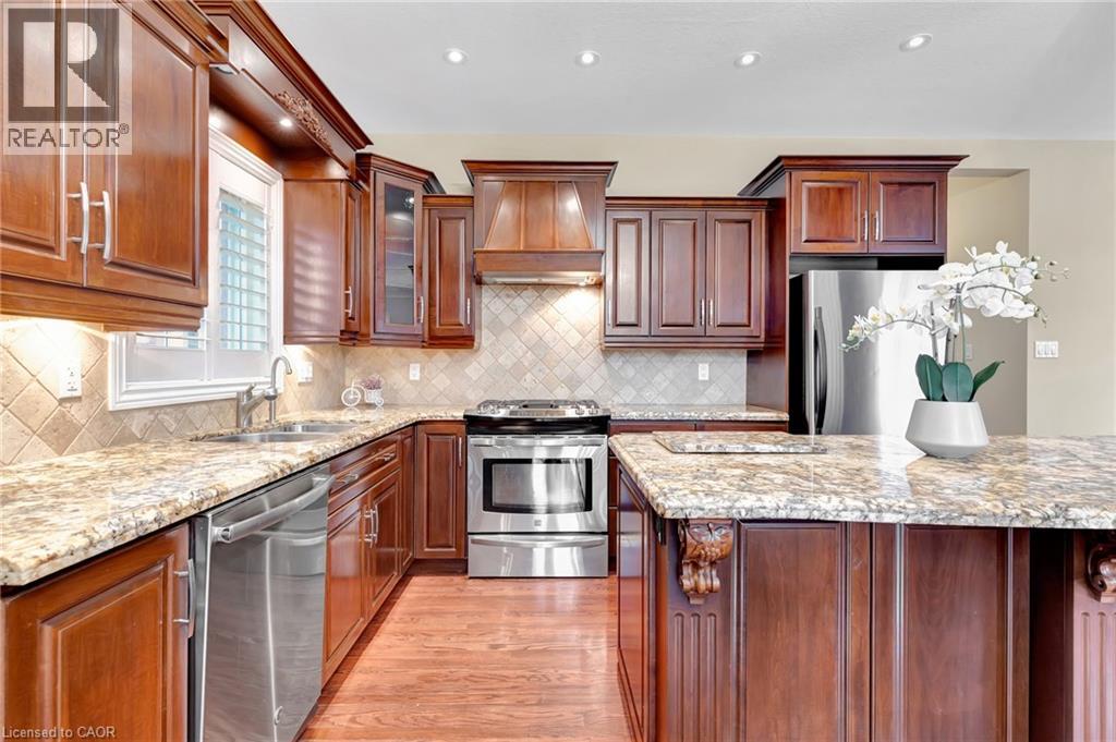 537 Windjammer Way, Waterloo, Ontario  N2K 3Y5 - Photo 14 - 40795948