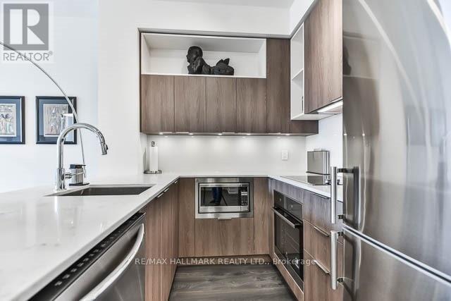 808 - 200 Sackville Street, Toronto, Ontario  M5A 3H1 - Photo 3 - C12665210