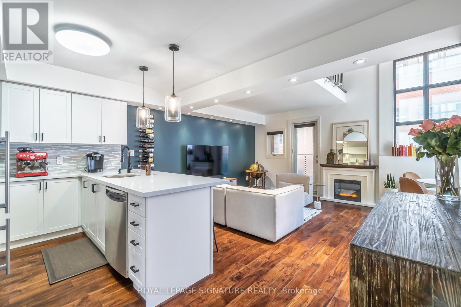 119 - 21 Earl Street, Toronto, Ontario  M4Y 3C8 - Photo 8 - C12665238