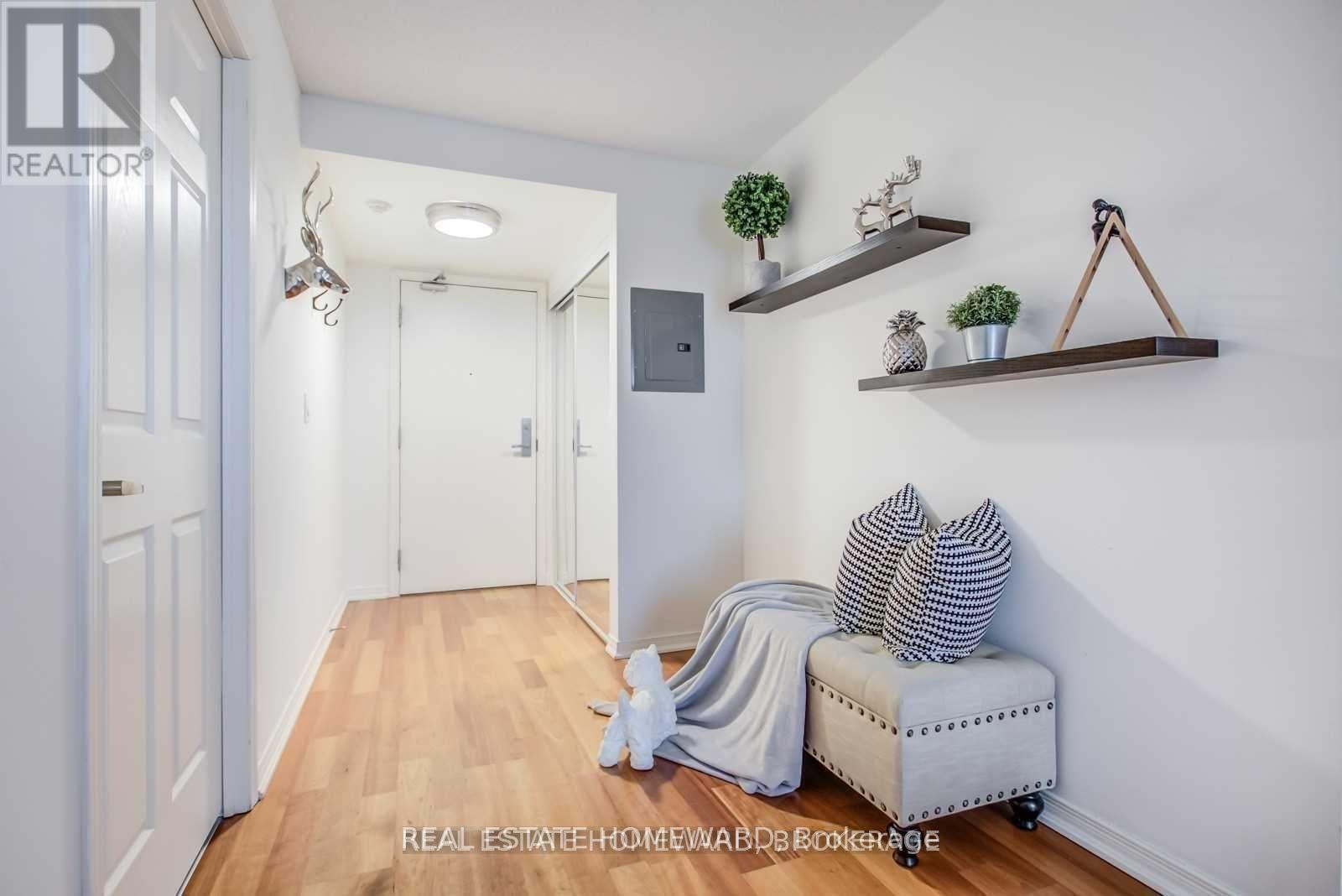 Ph301 - 18 Valley Woods Road, Toronto, Ontario  M3A 0A1 - Photo 3 - C12665250