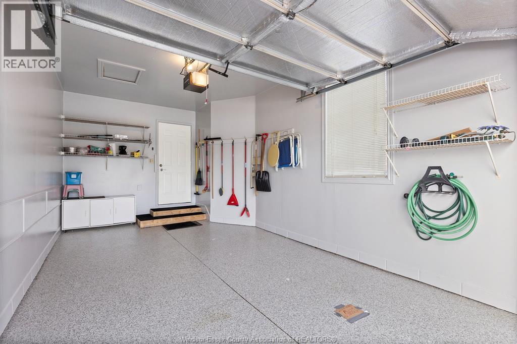 11 Malibu Drive, Leamington, Ontario N8H 5G4 - Photo 16 - 26000263