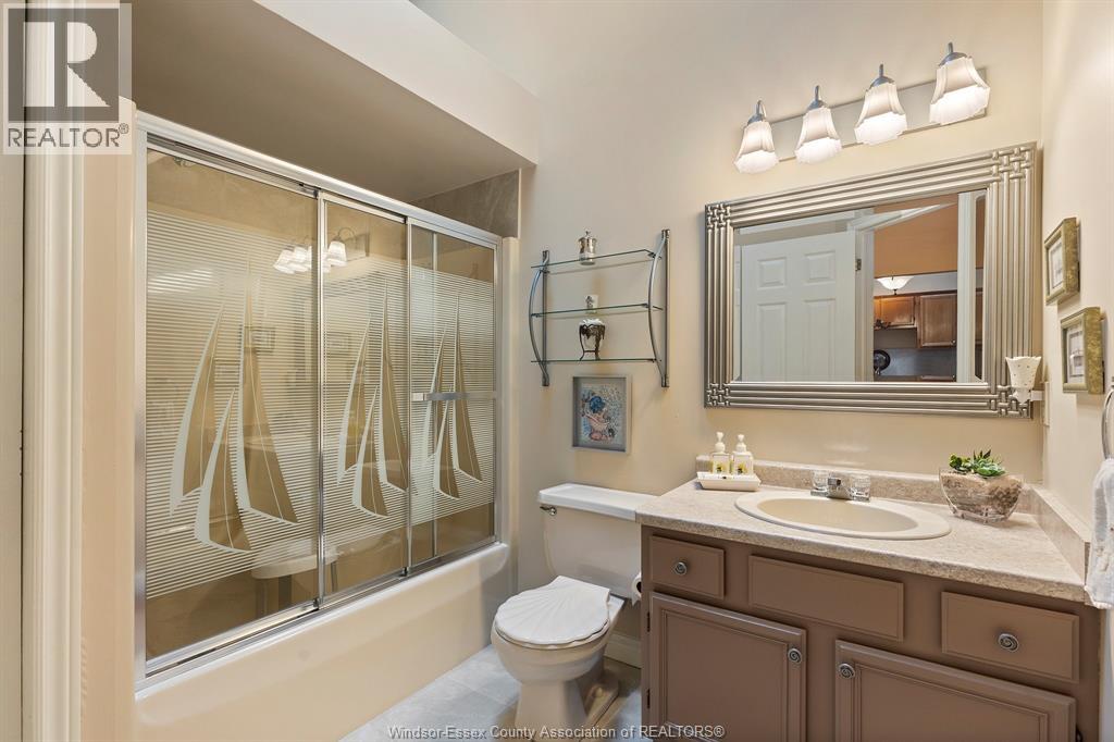 11 Malibu Drive, Leamington, Ontario N8H 5G4 - Photo 9 - 26000263