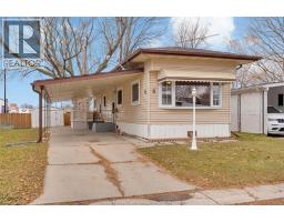 8 MALDEN HILL DRIVE, Amherstburg, Ontario