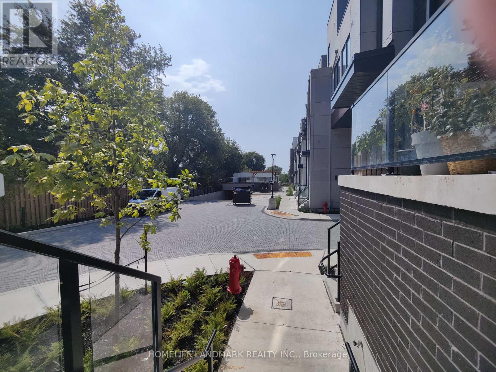 6 - 1479 O'connor Drive, Toronto, Ontario  M4B 0A7 - Photo 19 - E12481875