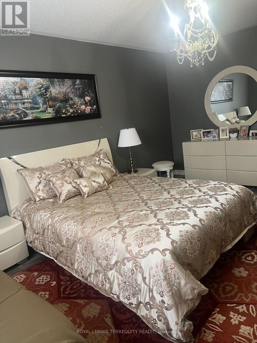 25 Jagges Drive, Barrie, Ontario  L4N 0W9 - Photo 17 - S12663574