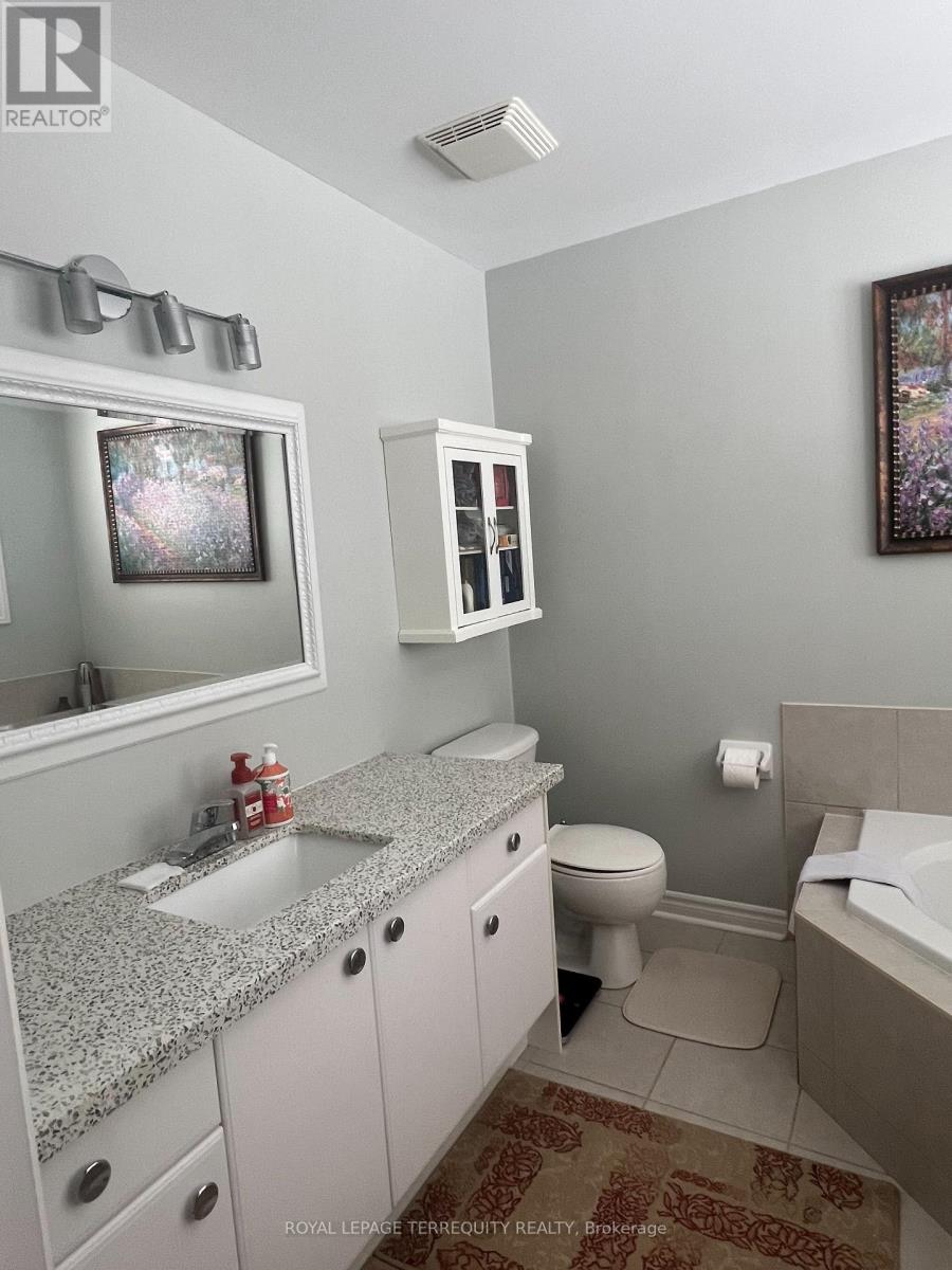 25 Jagges Drive, Barrie, Ontario  L4N 0W9 - Photo 20 - S12663574