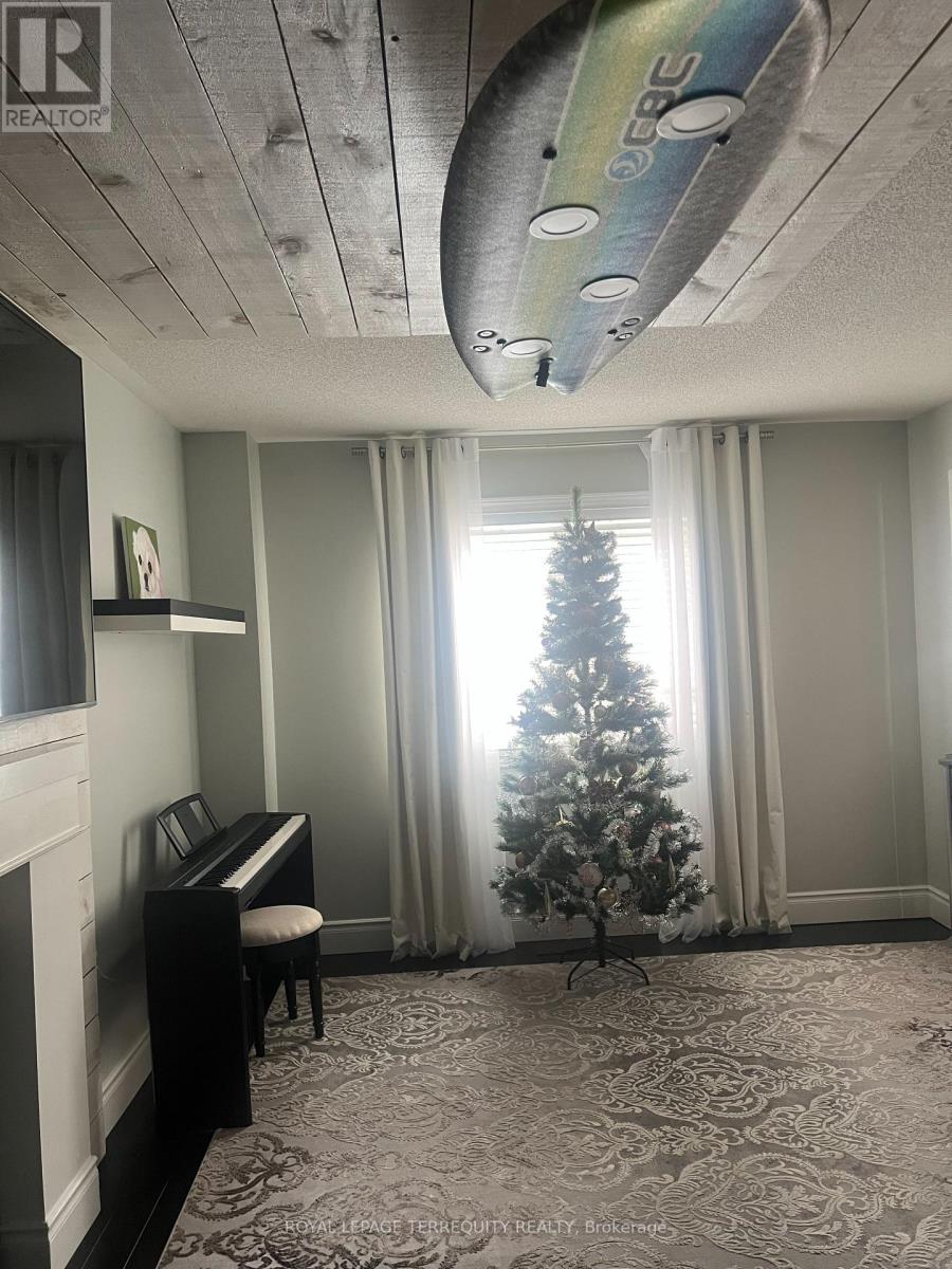 25 Jagges Drive, Barrie, Ontario  L4N 0W9 - Photo 8 - S12663574