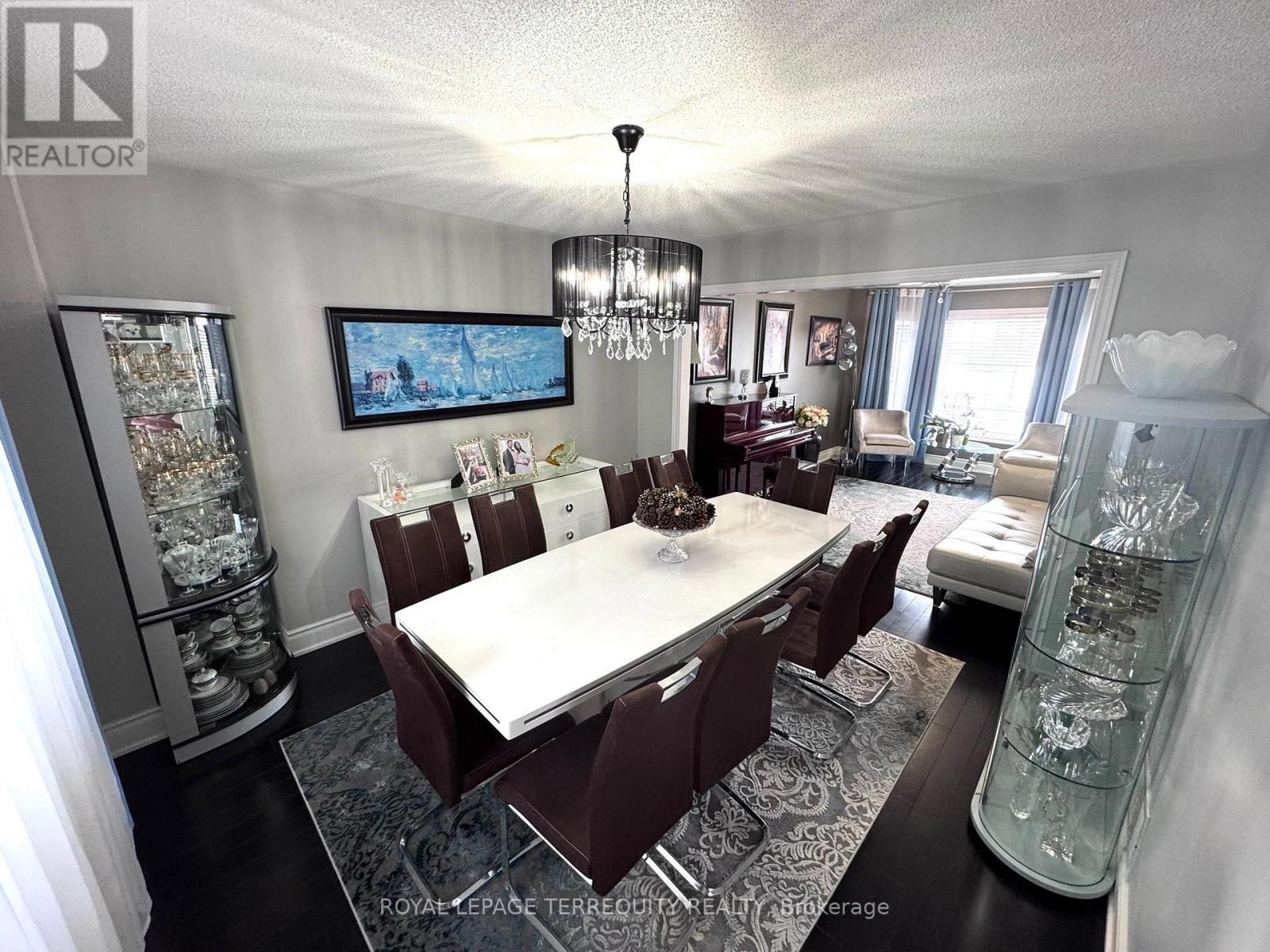 25 Jagges Drive, Barrie, Ontario  L4N 0W9 - Photo 9 - S12663574