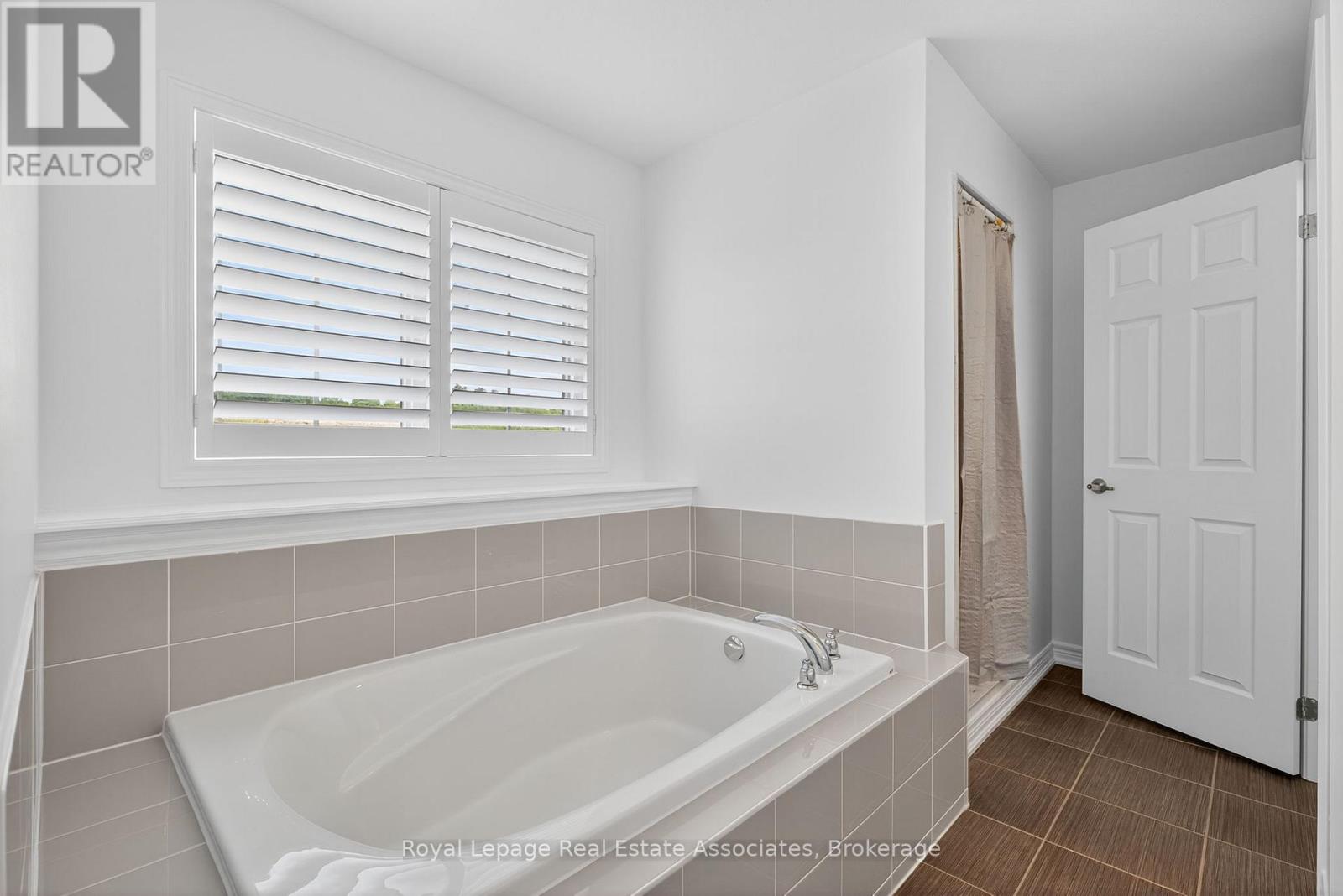 113 Sutcliffe Way, New Tecumseth, Ontario  L9R 0N9 - Photo 19 - N12665232