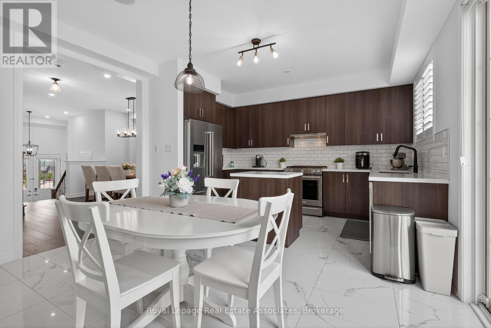 113 Sutcliffe Way, New Tecumseth, Ontario  L9R 0N9 - Photo 6 - N12665232