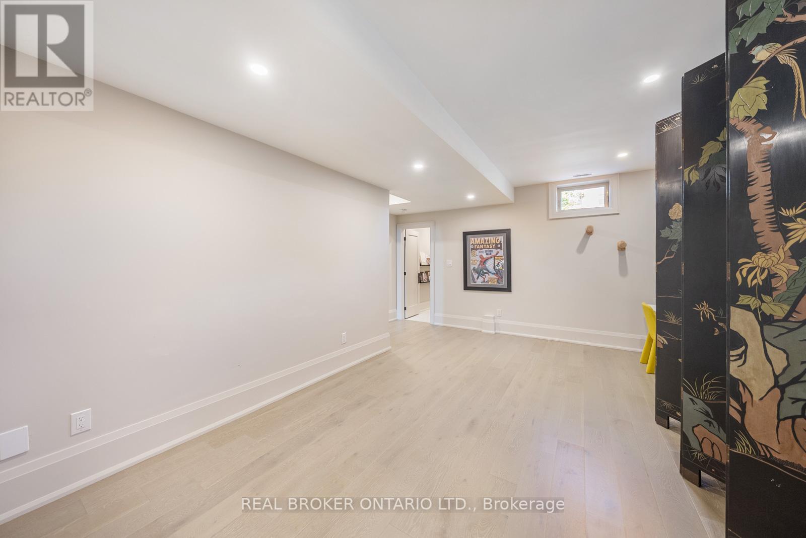 172-174 Victoria Street, Newmarket, Ontario  L3Y 4E1 - Photo 22 - N12665276