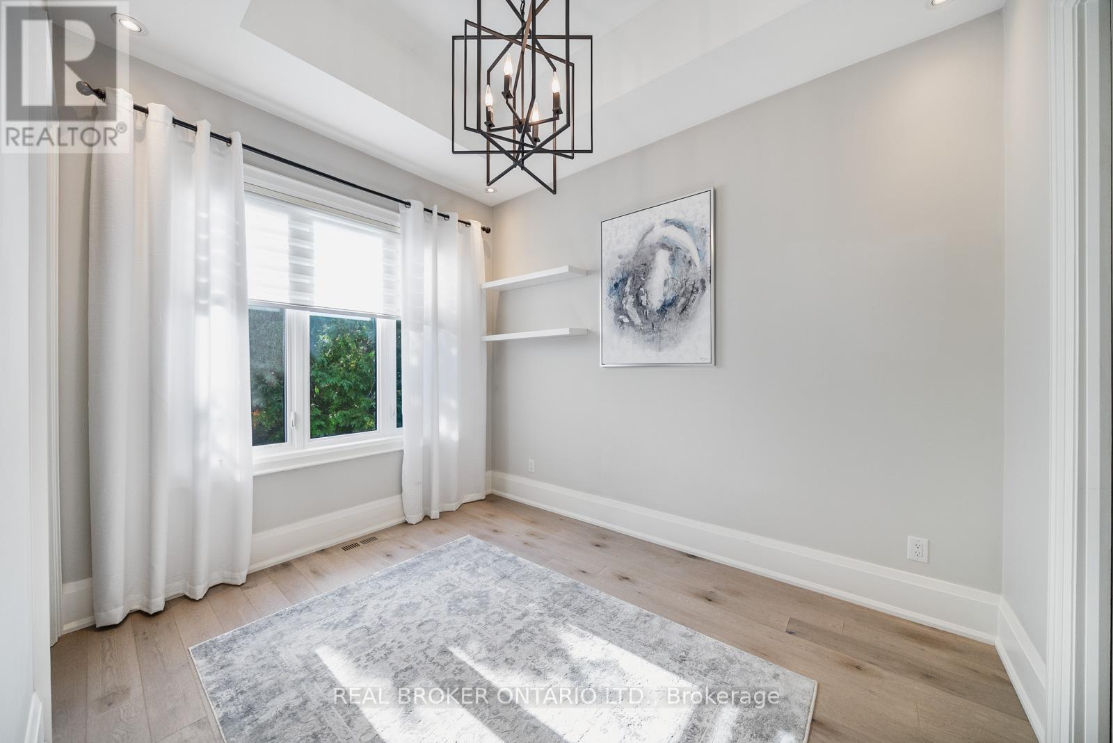 172-174 Victoria Street, Newmarket, Ontario  L3Y 4E1 - Photo 39 - N12665276