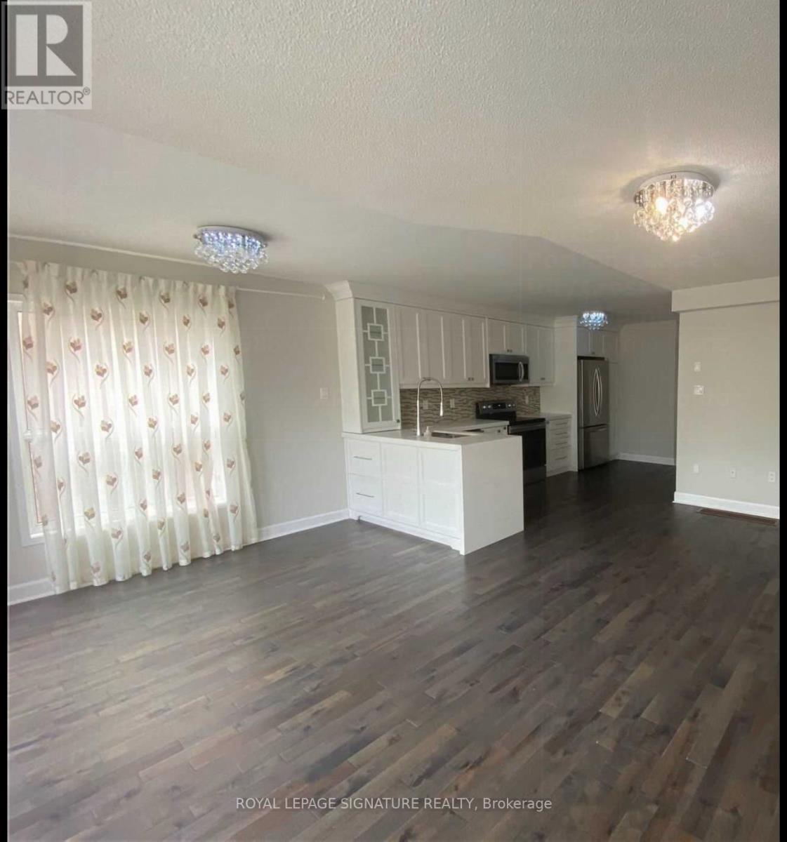 66 Coleridge Drive, Newmarket, Ontario  L3X 2T6 - Photo 6 - N12665332