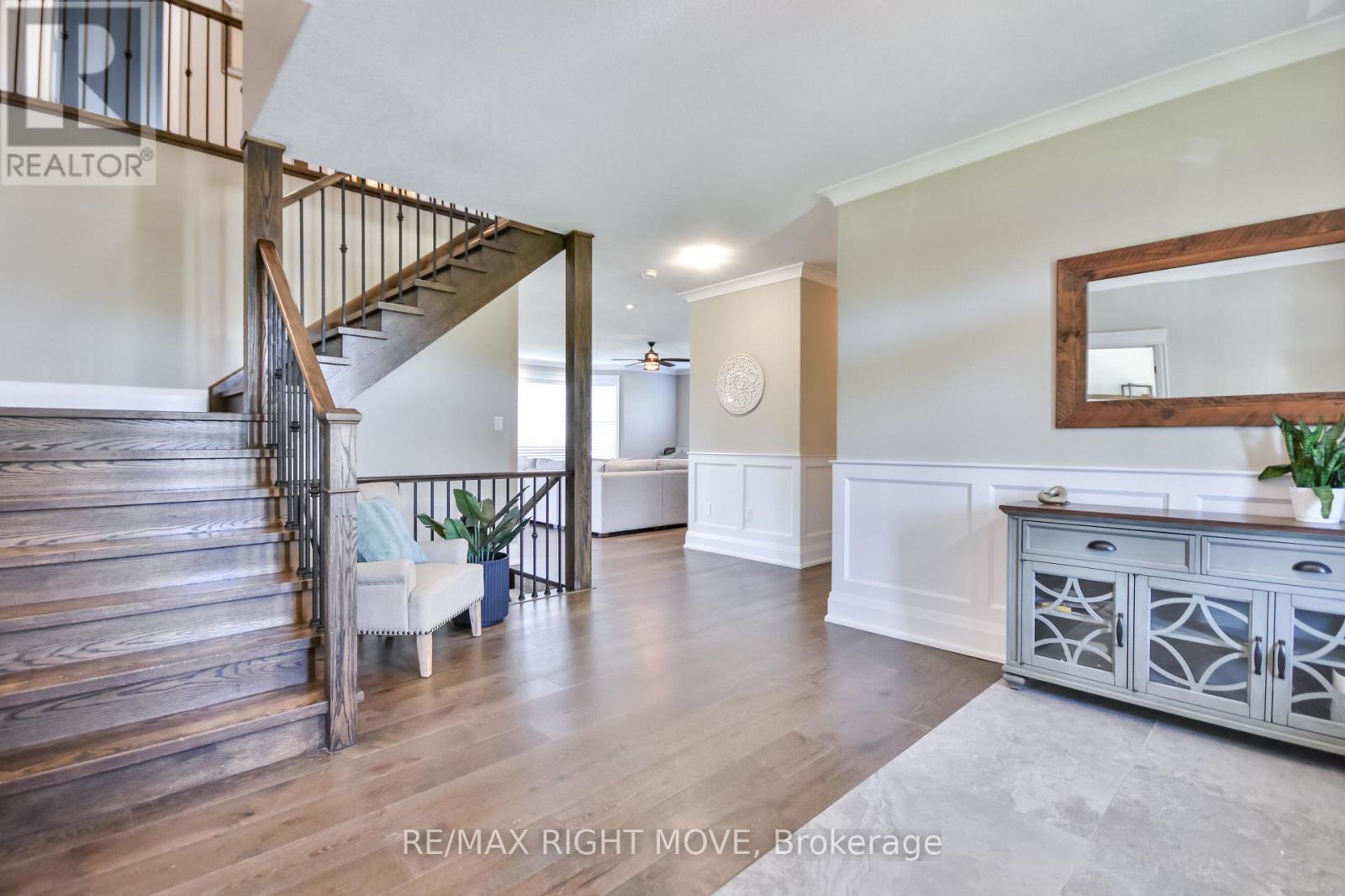 2448 Stockdale Road, Severn, Ontario  L3V 6P9 - Photo 8 - S12665272