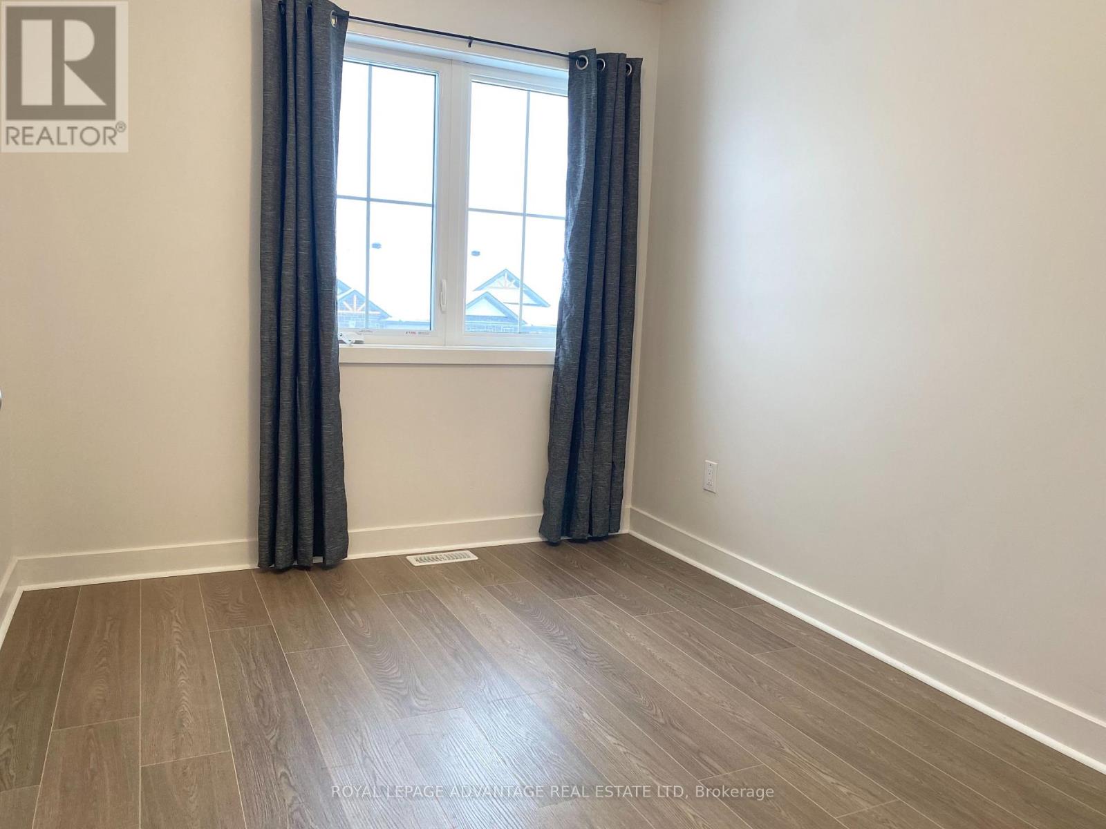 69 Whitcomb Crescent, Smiths Falls, Ontario  K7A 0A2 - Photo 10 - X12572418