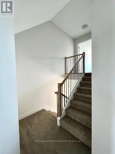 69 Whitcomb Crescent, Smiths Falls, Ontario  K7A 0A2 - Photo 4 - X12572418